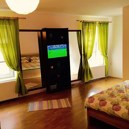 Old Town Apartment Сибиу Экстерьер фото