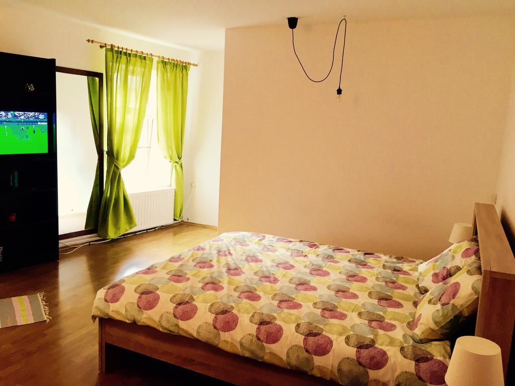 Old Town Apartment Сибиу Экстерьер фото