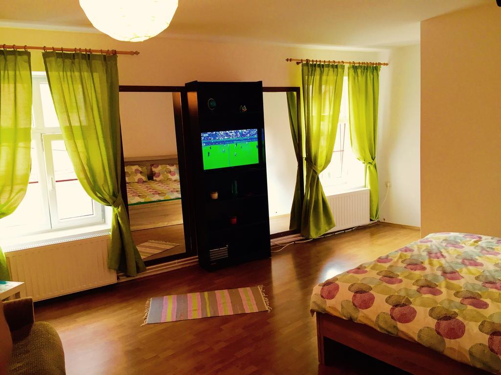 Old Town Apartment Сибиу Экстерьер фото
